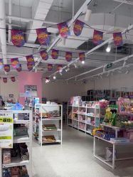 -嗨本可潮玩仓(大兴大悦春风里店)