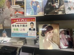 -红裙子照相馆(曹安路轻纺市场店)