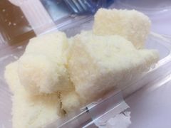 椰丝牛奶小方-85度C(广州石牌桥店)
