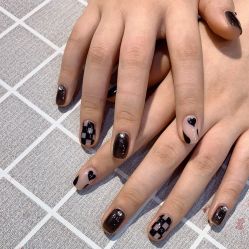 -UGIRL有个美甲