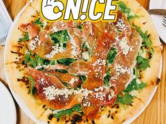 -城市大道红炉披萨烘焙坊