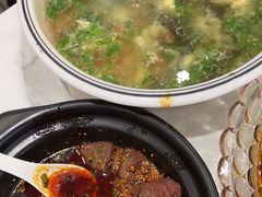 -洪平血旺椒麻鸡雅鱼饭店(熊猫大道店)