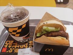 -麦当劳(世贸店)