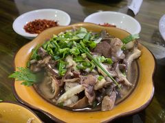 -小杨翘脚牛肉