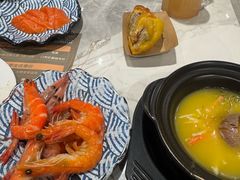 -金马门国际美食百汇(珞喻路店)