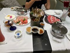 -红鼎豆捞·非遗鲍皇汤火锅(宝丰路店)