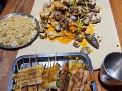 -马路牙子烧烤音乐酒馆(望京店)