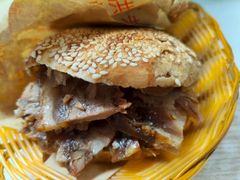 -洪峰浩老北京烧饼夹肉(角门路店)