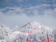 -鳌山滑雪度假区