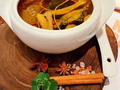 -NIUNIUPARK和牛螃蟹(龙湖杭州滨江天街店)