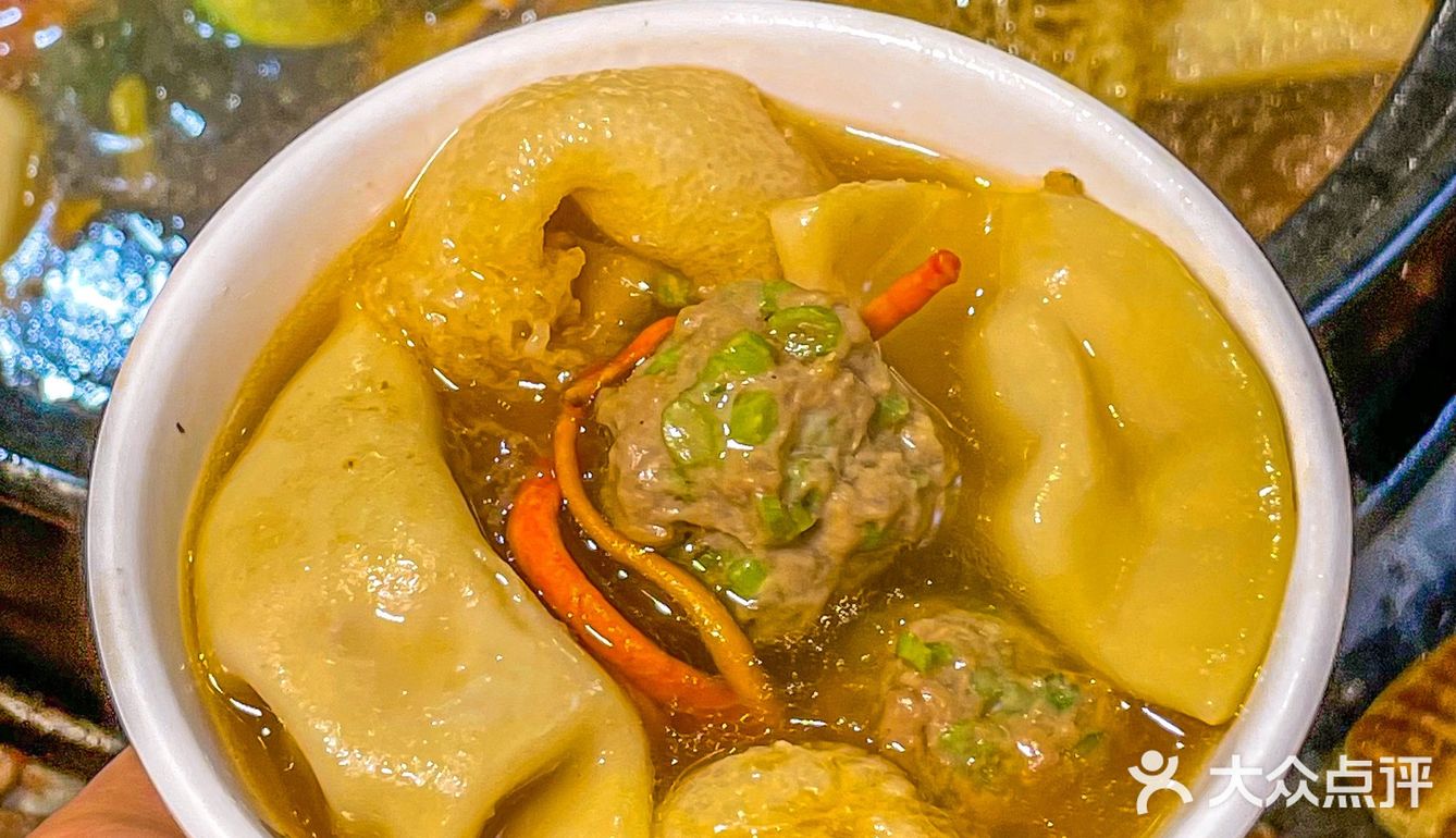 成都探店｜冬日必喝🍲人均50的黄牛肉汤锅