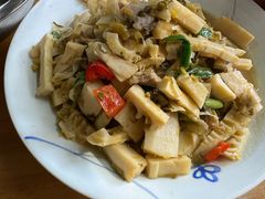 -芦茨金富饭庄·25年老字号·专做稻草鸡