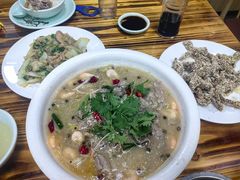 酸菜肥牛-无招牌