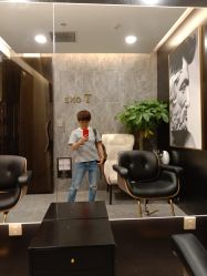 -AYO SALON