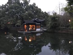 -新白鹿餐厅(西湖银泰店)