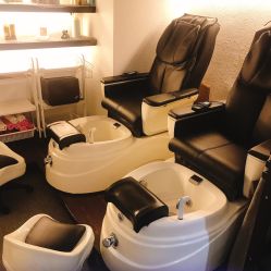 -美奈サロン美甲美睫皮肤管理