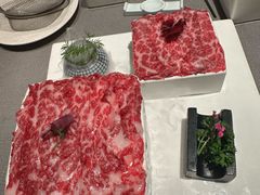 -左庭右院鲜牛肉火锅黑金店(陆家嘴中心店)