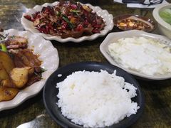 -晏老九豆花饭家常菜(上海城店)
