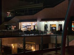 -喜茶(深圳海岸城店)