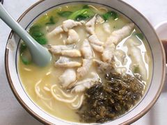 -明呈黄鱼面馆(斜土路店)