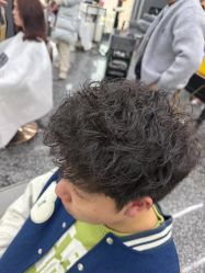 -藤野造型烫染·漂发
