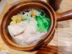 -刀小蛮半只鸡过桥米线(家乐福四元桥店)