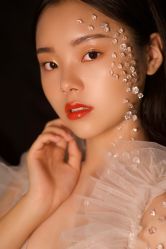 -欣薇婚纱(新源乐汇城店)