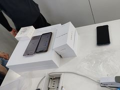-荣耀授权专卖店(黄浦浙江中路店)