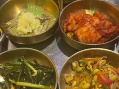 -釜山火炉·海鲜烤肉(紫藤路店)
