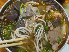 -老味道遵义虾子羊肉粉(兴关路店)