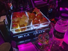 -MEGA PARTY CLUB