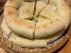 烤馕饼-塔哈尔·新疆盛宴(城西银泰店)