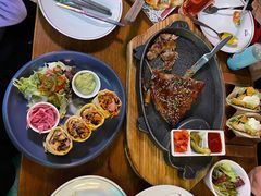 -Famous肥猫墨西哥音乐餐吧(五棵松华熙LIVE店)