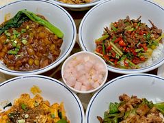-李与白包子铺(桐梓林店)