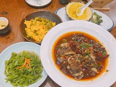 -老滇山寨•云南特色菜•地方菜•民族风情歌舞表演(金碧店)