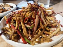 干锅茶树菇-遇见小厨·北京烤鸭·江湖菜·川菜(广福桥店)