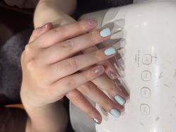 -进巍美甲美睫