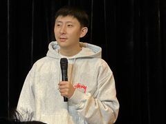 -喜剧部落脱口秀(三里屯店)