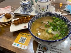 -陇尚人家中国蘭州牛肉面(高新万达店)