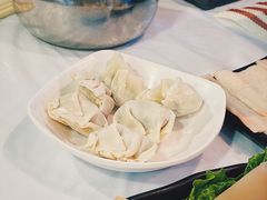 -鲜入围煮花胶鸡海鲜火锅