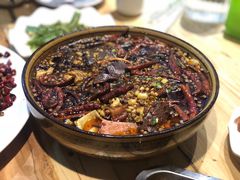 磁器口毛血旺-川天喉重庆江湖菜