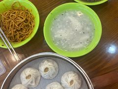 -三镇民生甜食馆(胜利街总店)