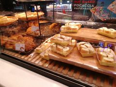 -巴黎贝甜(大宁国际商业广场店)