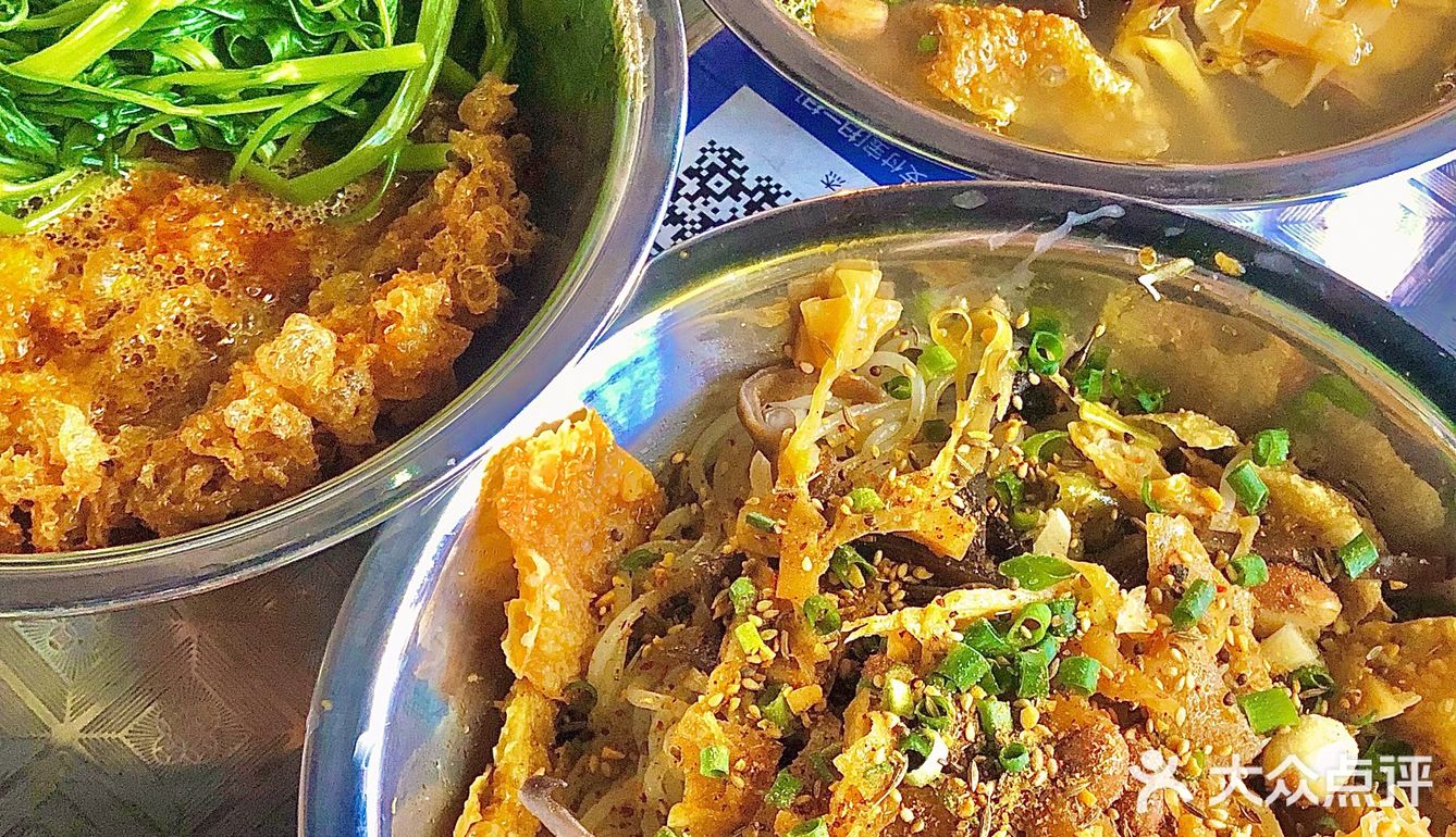 广州永泰这家炸蛋螺蛳粉‼️一整碗的料[流泪]
