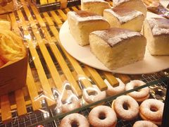 恶魔奶油芝士堡-多乐之日(和平伊势丹店)