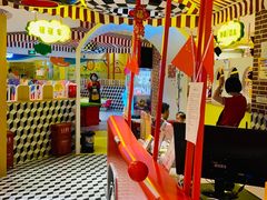 -百联临沂购物中心(临沂路店)