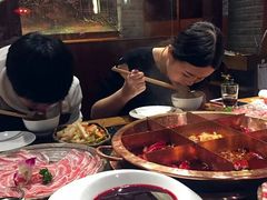 -宽巷子成都火锅(南站店)