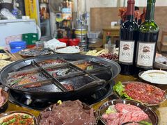 -正南齊北重庆老火锅(光华村直营店)
