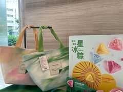 -星巴克(港汇1号办公楼店)