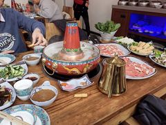 -毛辣果·贵州红酸汤牛肉火锅(西单店)